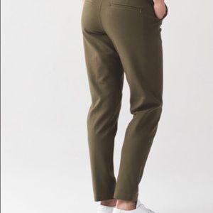 Lululemon Women’s City Trek Trouser Size 8